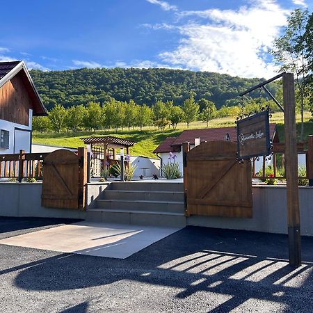 Romantic Lodge バニャ・ルカ エクステリア 写真
